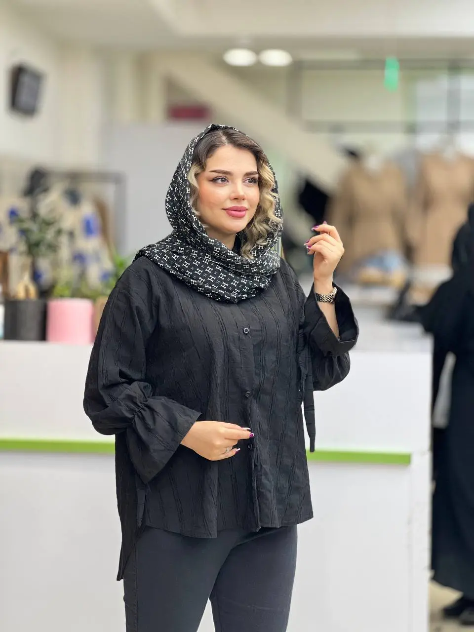 مانتو آترین
